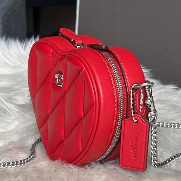 CE766 - Coach Heart Crossbody 14 with Pillow Quilting - Picture 2 of 13